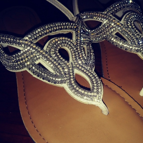 Fergie sandals - Picture 2 of 3